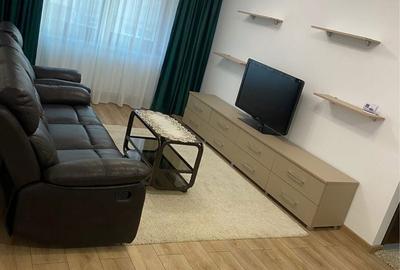 Apartament cu 4 camere decomandat în Central - 2