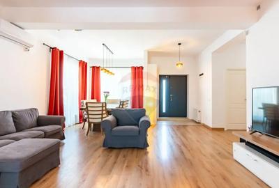 Casă cu 4 camere în Dumbrăveni