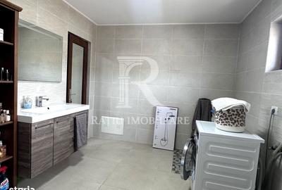 Casă cu 4 camere în Girișu de Criș - 3