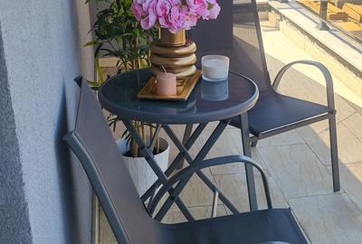 Apartament cu 3 camere semidecomandat în Bucureștii Noi