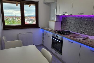 Vand garsoniera cu mansarda in San Petru - 8