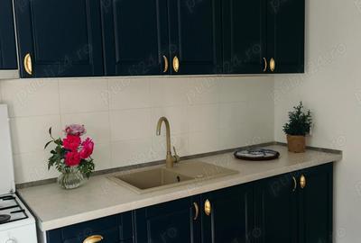 Casa la curte cu gradina, zona linistita - 8