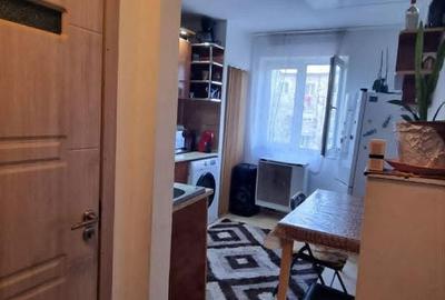 Garsonieră în Micro 14 - 10