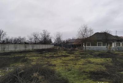 Teren de 1310 mp, în Meri