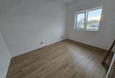 Casă cu Teren 330 Mp în Moșnița Nouă - 1