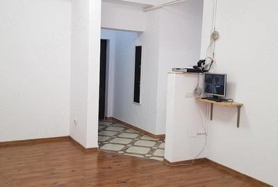Apartament cu 2 camere decomandat în Central - 1