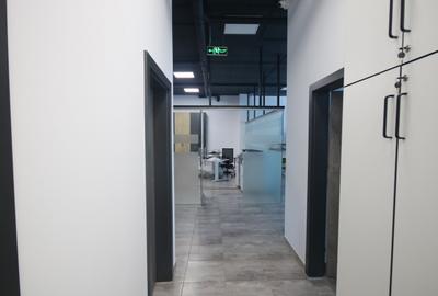 Spatiu cu destinatie Birouri,178,3 mp,2 grupuri sanitare,bucatarie - 14