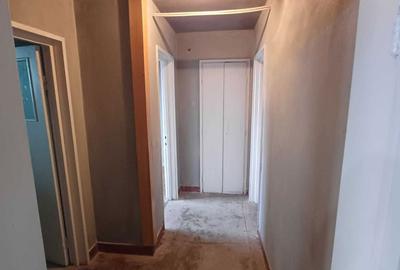 Apartament cu 3 camere semidecomandat în Central - 4