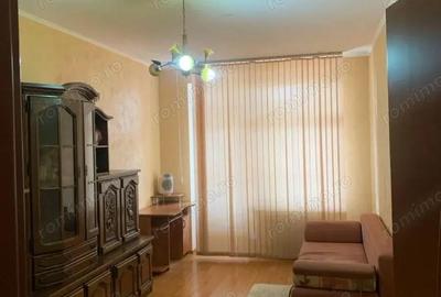 Apartament cu 3 camere decomandat în Vitan - 2