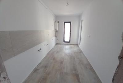 Apartament cu 3 camere decomandat în 1 Decembrie 1918 - 21