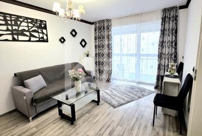 Apartament cu 2 camere decomandat în Tractorul