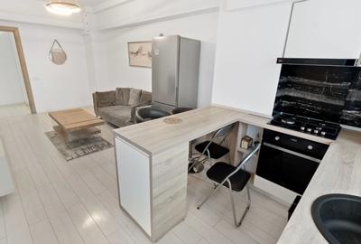 Apartament cu 2 camere decomandat în Politehnica