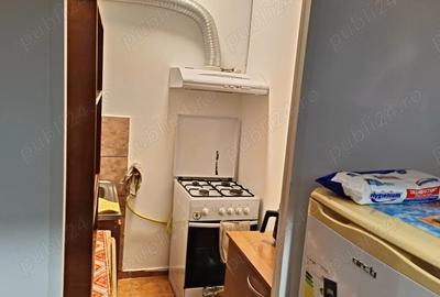 Garsoniera recompartimentata in 2 camere, Centru Campulung - 6