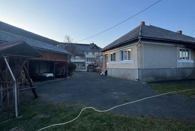 Casă cu 3 camere cu Teren 4000 Mp în Central - 3