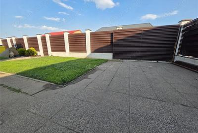 Casă cu 4 camere cu Canalizare în Central - 7