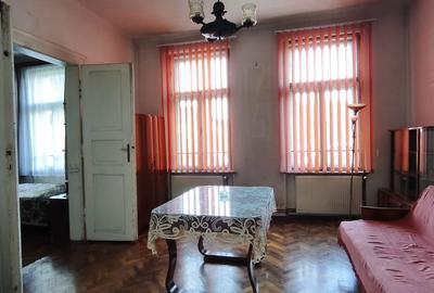 Spațiu comercial, de 92 mp, în Semicentral - 6