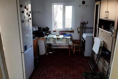 Casa cu 4 camerd?n zona Tabaci, Valenii de Munte  teren 1000 /?. - 6