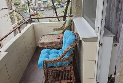 Apartament cu 3 camere decomandat în Decebal - 7