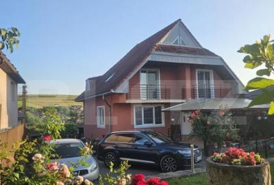 Casa solida cu teren generos Voiniceni, 1138 mp, zona - 8