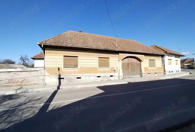 Casa tradi?ionala cu 2 corpuri, grajd, ?ura ?i 1200 mp teren Lisa, Bra?ov ideal turism rural - 9