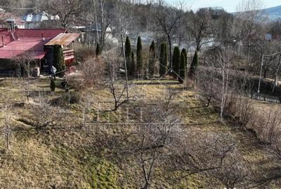 Teren de 1626 mp, în Slănic - 6