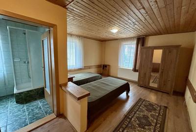 Casă individuală cu 21 camere cu Canalizare în Central - 22