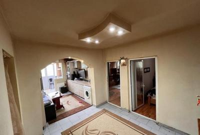 Apartament cu 4 camere semidecomandat în Apărătorii Patriei - 7