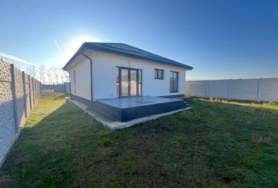 De vânzare casă pe parter – 3 camere, 2 bai, teren 376 mp - 2