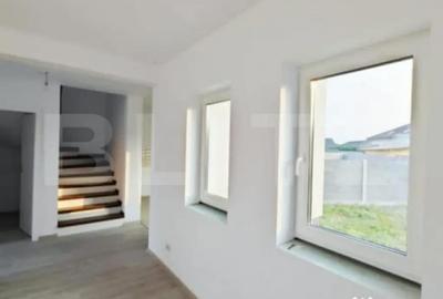 Casă cu 3 camere cu Teren 423 Mp în Central - 1