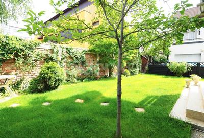 Vila cocheta in cartier rezidential cu piscina comuna, garaj - 25