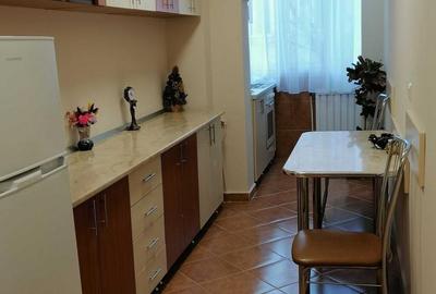 Apartament cu o camera, decomandat - 2