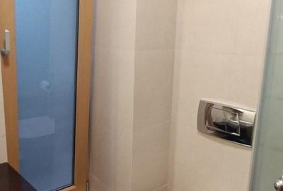 Apartament de  închiriat cu 3 camere, zona Km 5 Apartament de  închiriat cu 3 camere, zona Km 5 - 8