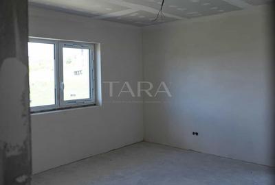 Casă individuală cu 4 camere cu Canalizare în Chinteni - 3