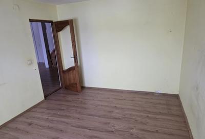 Apartament de vanzare - 2