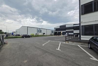 Spațiu industrial, de 2,850 mp, în Central - 14