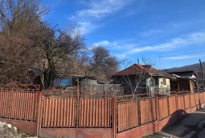 Casă cu 4 camere cu Teren 600 Mp în Central - 17