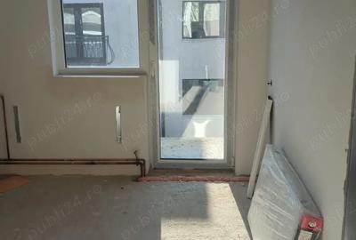 Casa tip duplex - 2 locuinte cuplate - 10 camere - semifinisat - 8