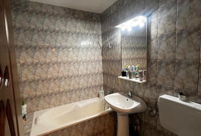 Apartament cu 2 camere semidecomandat, mobilat în Apărătorii Patriei - 11