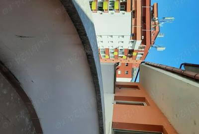 Apartament cu 2 camere decomandat în Central - 3