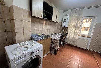 Apartament cu 3 camere semidecomandat, mobilat în Girocului - 6