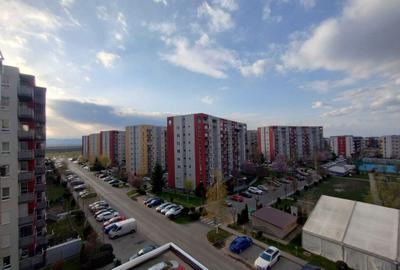 Apartament cu 2 camere semidecomandat în Bartolomeu - 1