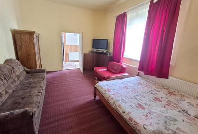 Casă individuală cu 5 camere cu Teren 1000 Mp în Central - 2