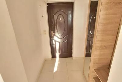 380 Euro! Ap 2 camere, Podu Ros, modern, renovat - 3