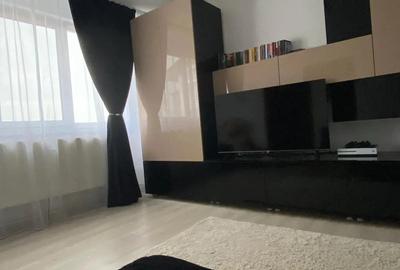 Apartament cu 2 camere semidecomandat în Teilor