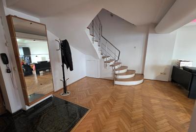 B-ul Unirii la intersectie cu strada Traian, stradal, 10 minute metrou, - 7