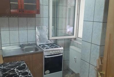 Inchiriez Garsoniera- Stefan cel Mare - bloc langa metrou - 4