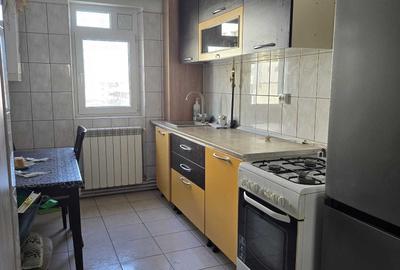 Apartament cu 4 camere semidecomandat în Exterior Vest - 2