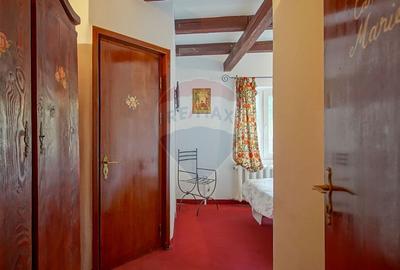 Vila cu potential turistic in Predeal privelisti si liniste montana - 27