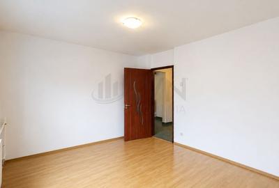 Apartament cu 2 camere decomandat în Lacul Tei - 9
