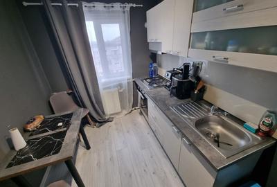 Apartament cu 2 camere semidecomandat, mobilat în Tomis Nord - 3